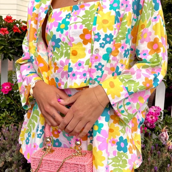Show Me Your Mumu Floral Weekday Petal Pop Button-Up Shirt - Picture 3 of 4